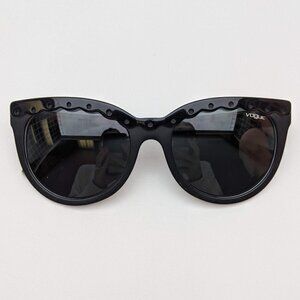 Vintage Vogue Sunglasses VO2111-S W44-S/26 Black Grey Round Frames w Blue Lenses Vogue Blue Blue Sunglasses for Women for sale | eBay main image 3